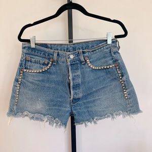Levis cutoff shorts studded